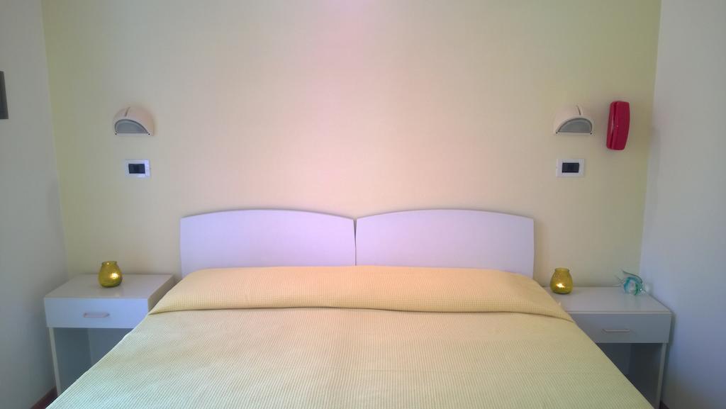 Hotel Paola Garden - Nuova Gestione Bellariva Di Rimini Room photo
